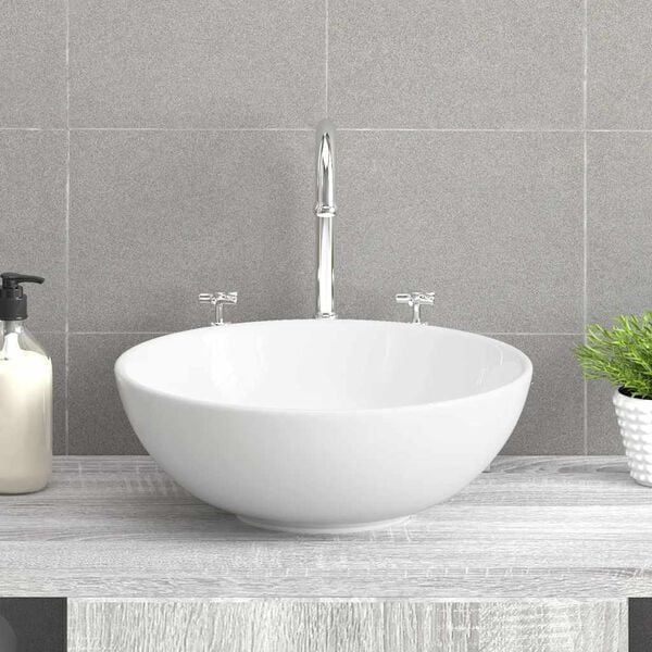 Showing Product Image 3 of 8
